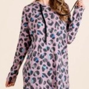 Adorable Boutique Leopard Print Long Sleeve Top